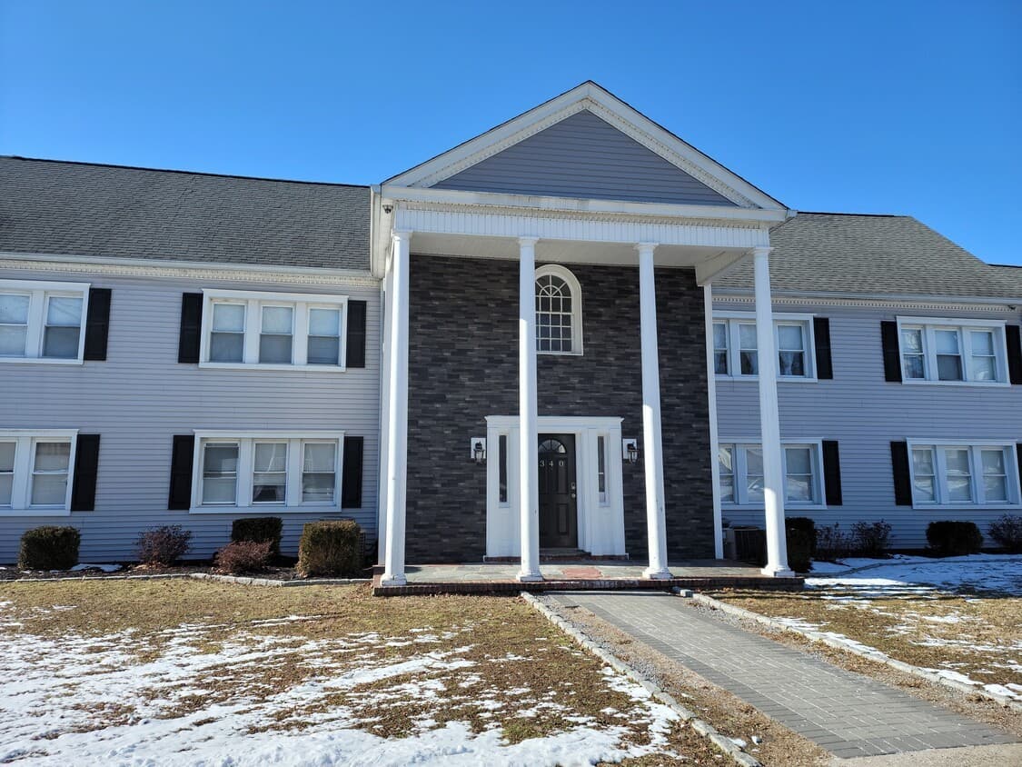 338-342 Simpson Place. photo 1