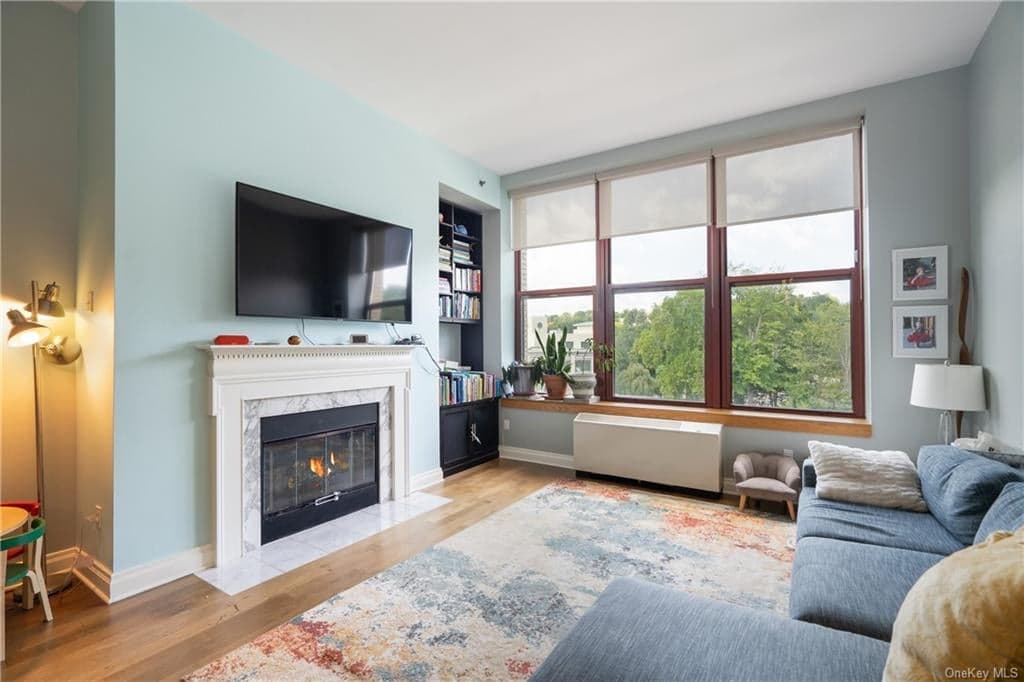 1 Scarsdale Road Unit: 403 photo 1