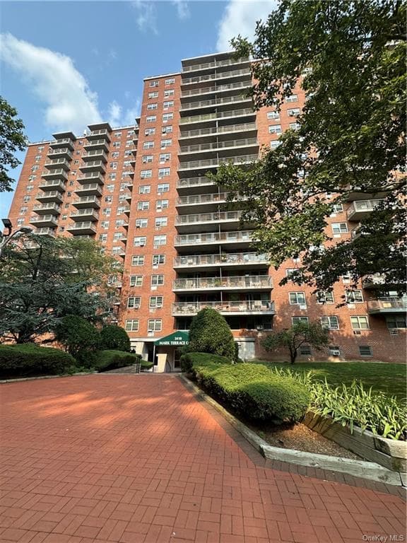 3410 De Reimer Avenue Unit: 9D, Bronx