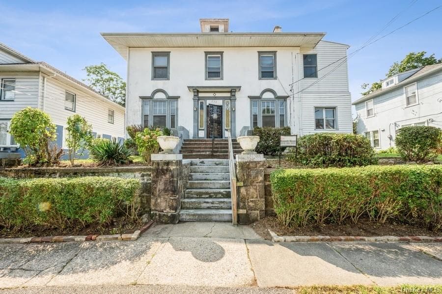 630 Lafayette Avenue, Mount Vernon