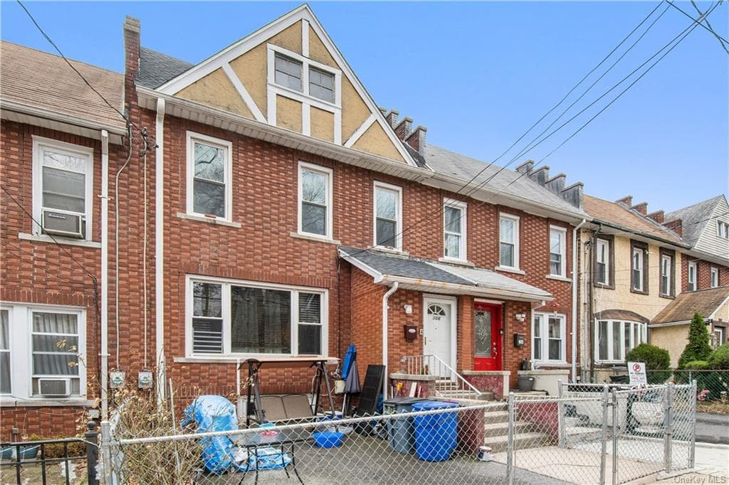 106 Frederic Street photo 1