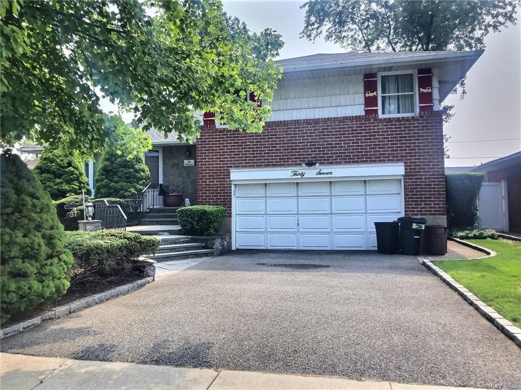 37 Birchwood Park Drive photo 1