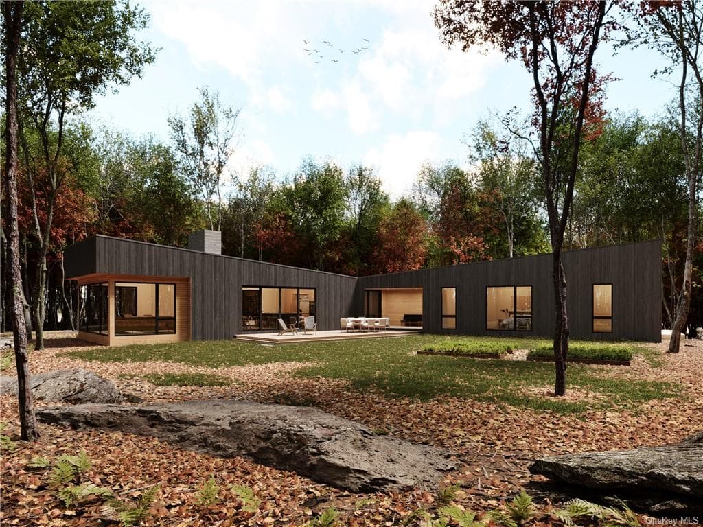 40 Lakeside Drive thumbnail 2
