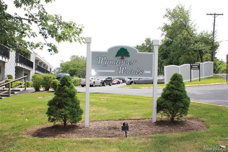 9 Wyndover Woods Lane Unit: 2 photo 1