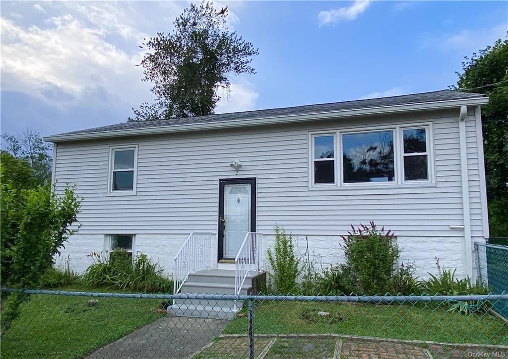 22 Yorktown Road, Carmel