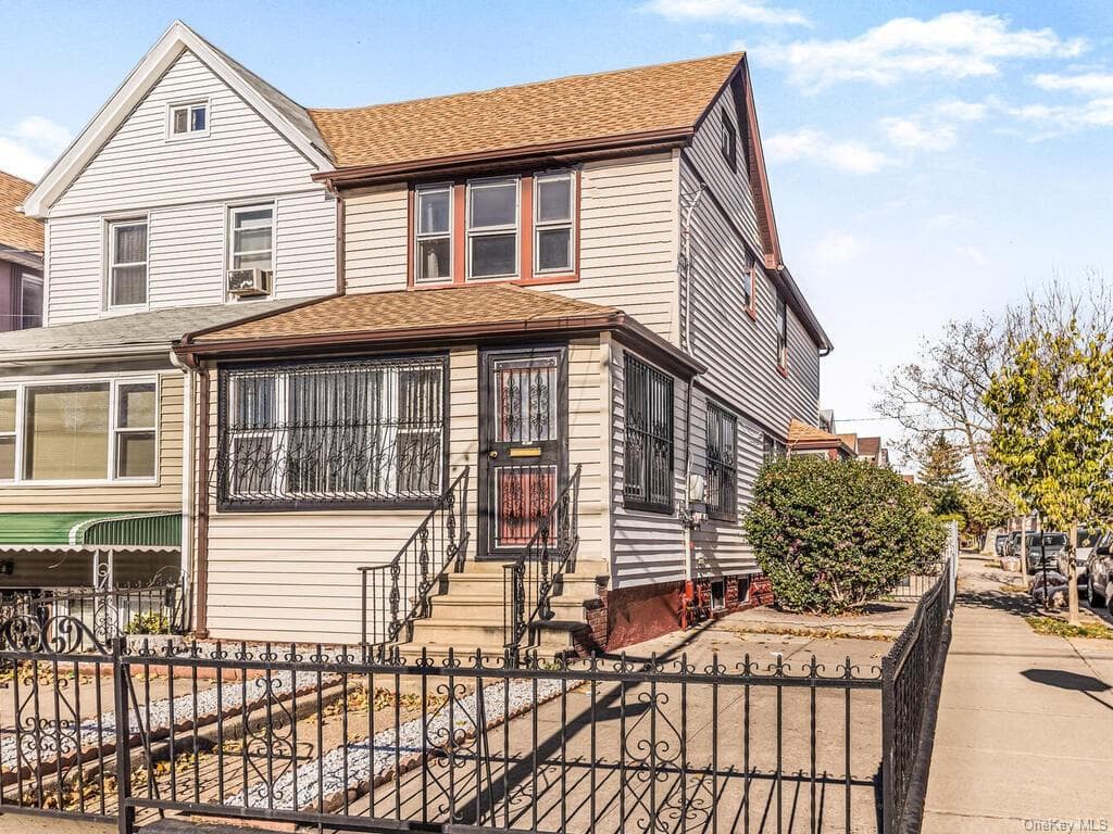 3923 Foster Avenue photo 1