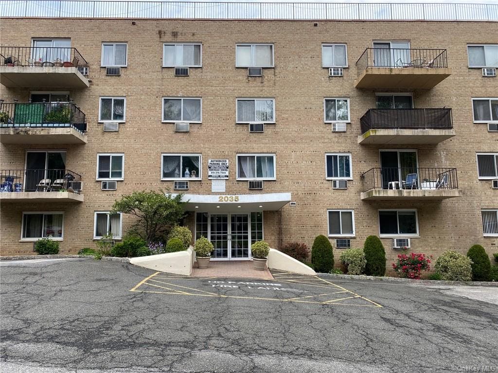 2035 Central Park Avenue Unit: 3N, Yonkers