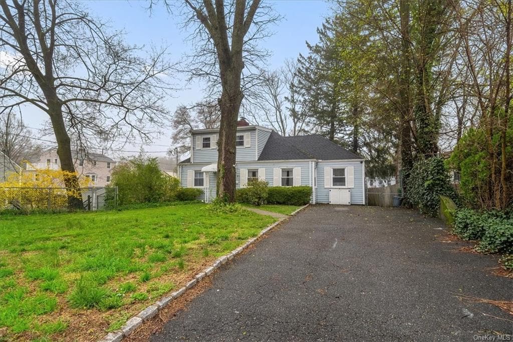 60 County Center Road, White Plains