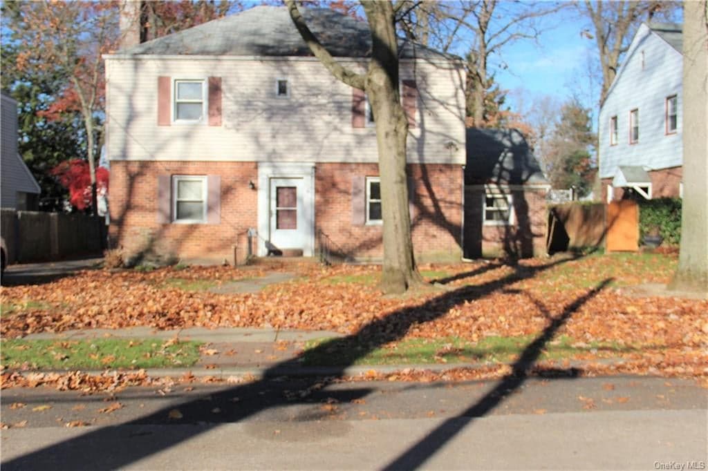 182 Mount Joy Avenue photo 1