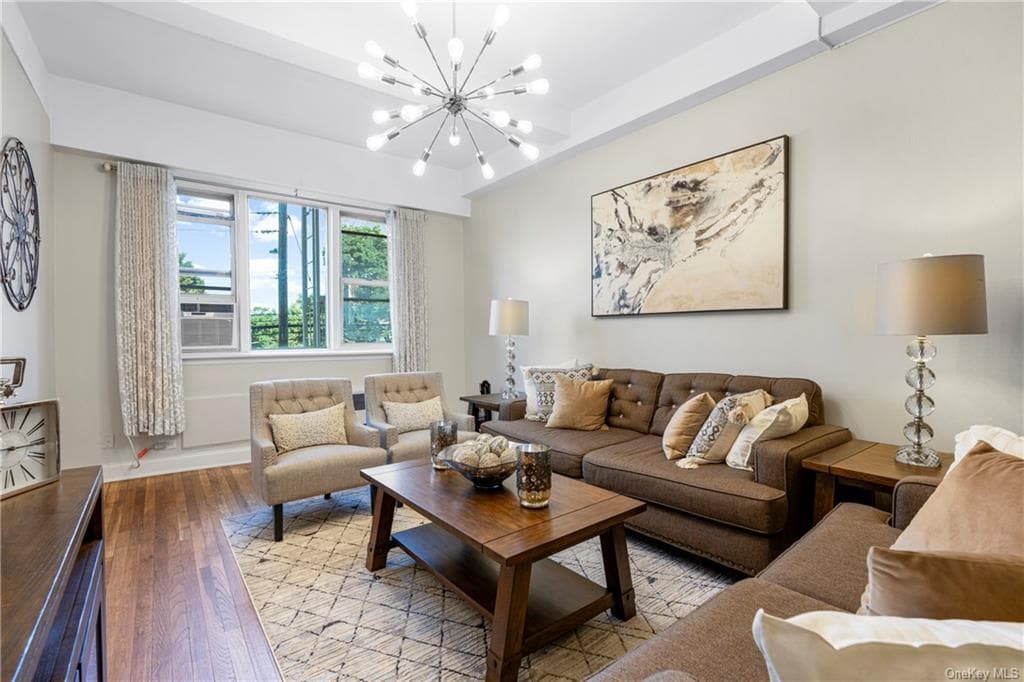 300 N Broadway Unit: 1F photo 1