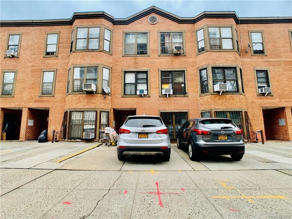 914 Wheeler Avenue Unit: A, Bronx