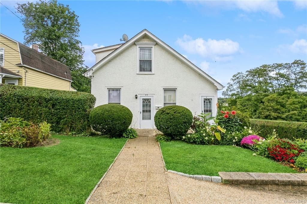49 N Goodwin Avenue, Elmsford