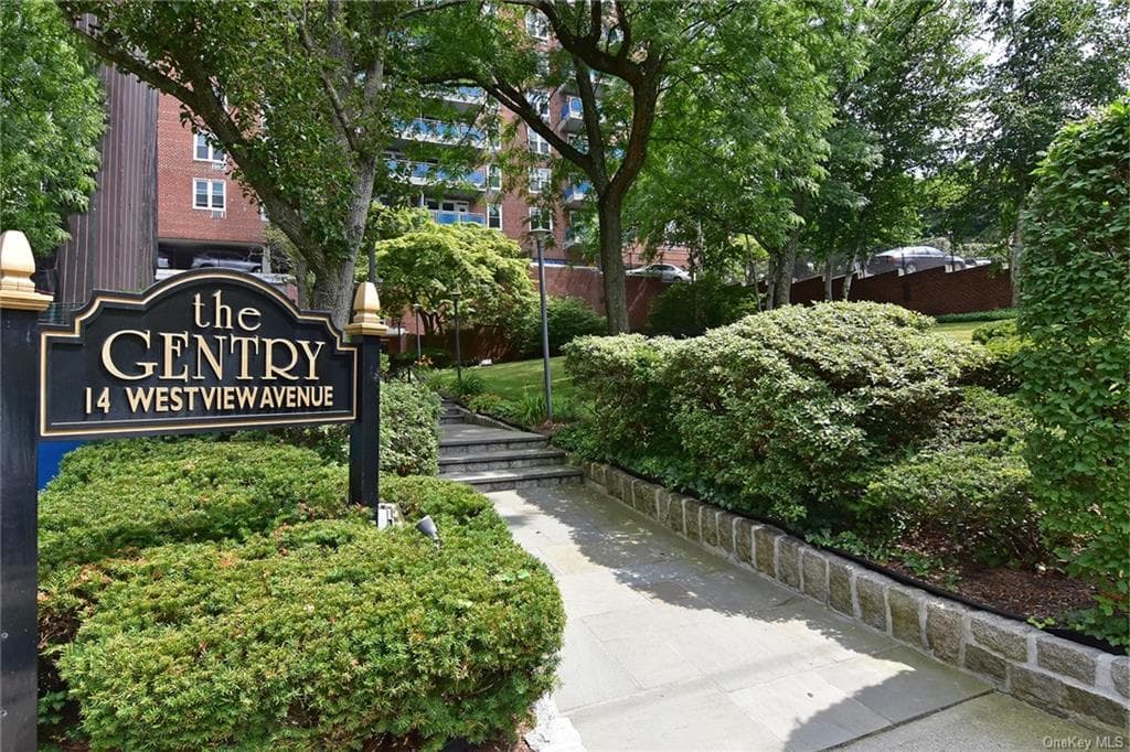 14 Westview Avenue Unit: 202, Tuckahoe