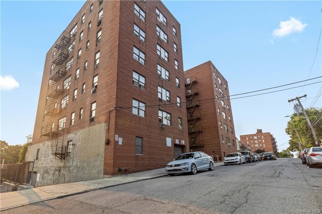 143 Bruce Avenue Unit: 6F, Yonkers