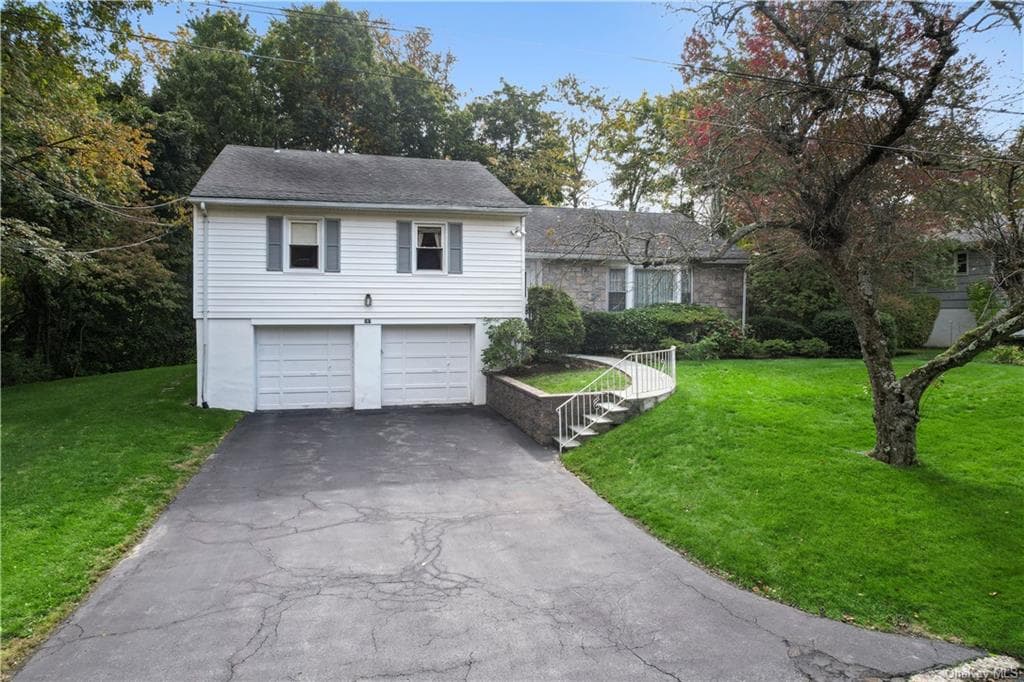 297 Daisy Farms Drive photo 1