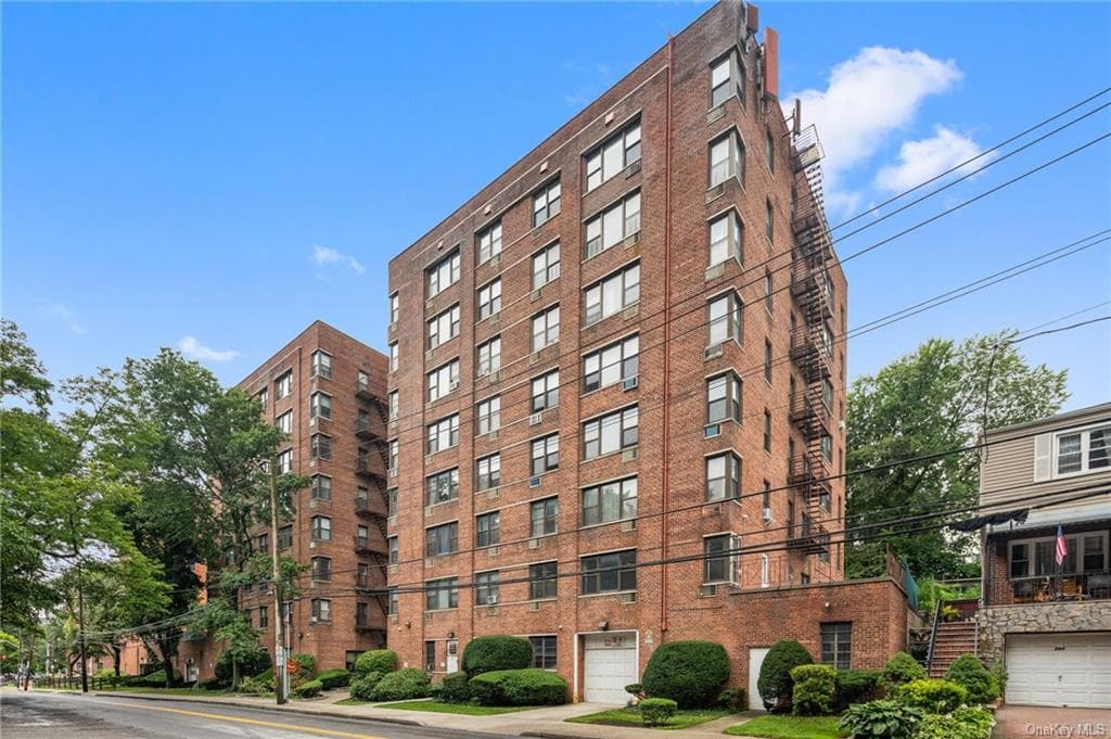 575 Bronx River Road Unit: 4 H, Yonkers