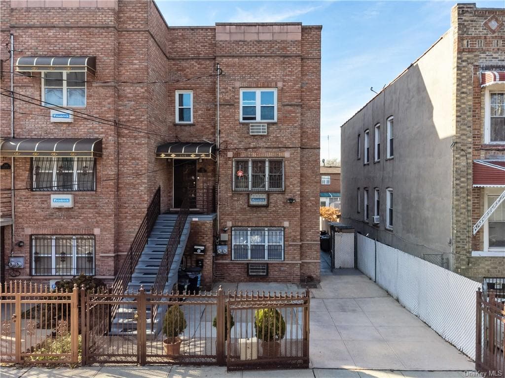544 Thatford Avenue, Brooklyn