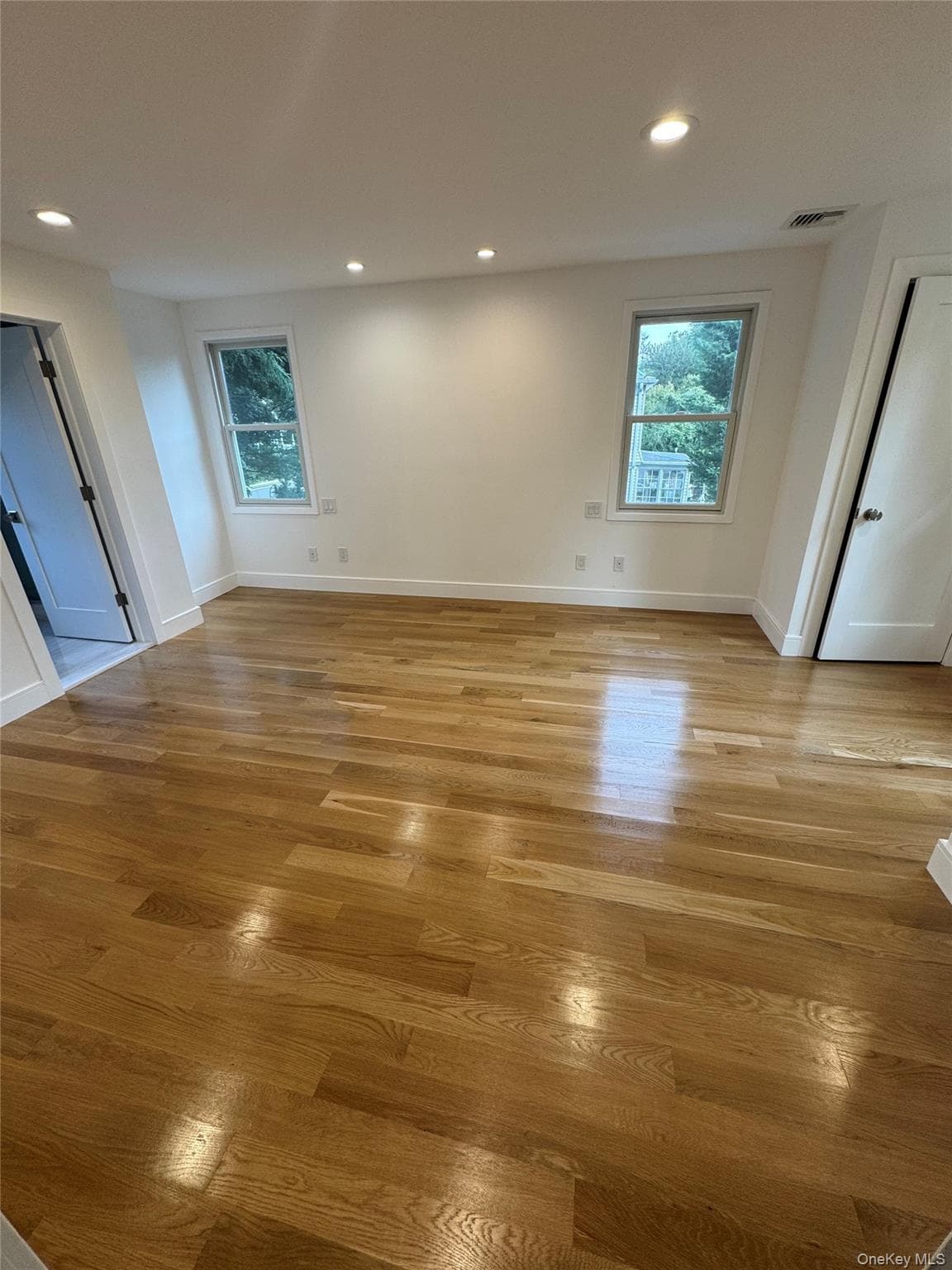 118 Willow Street thumbnail 26