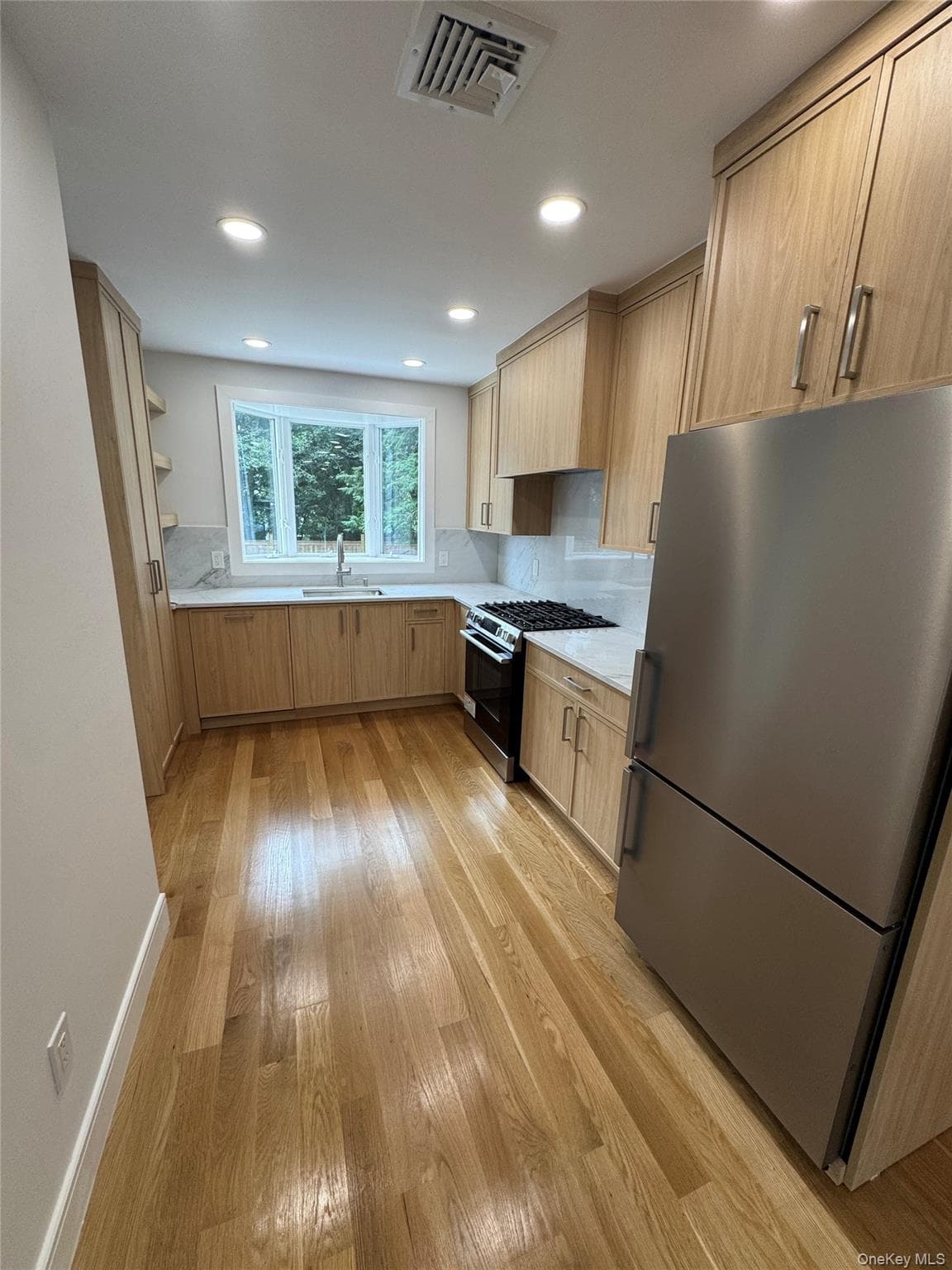 118 Willow Street thumbnail 13