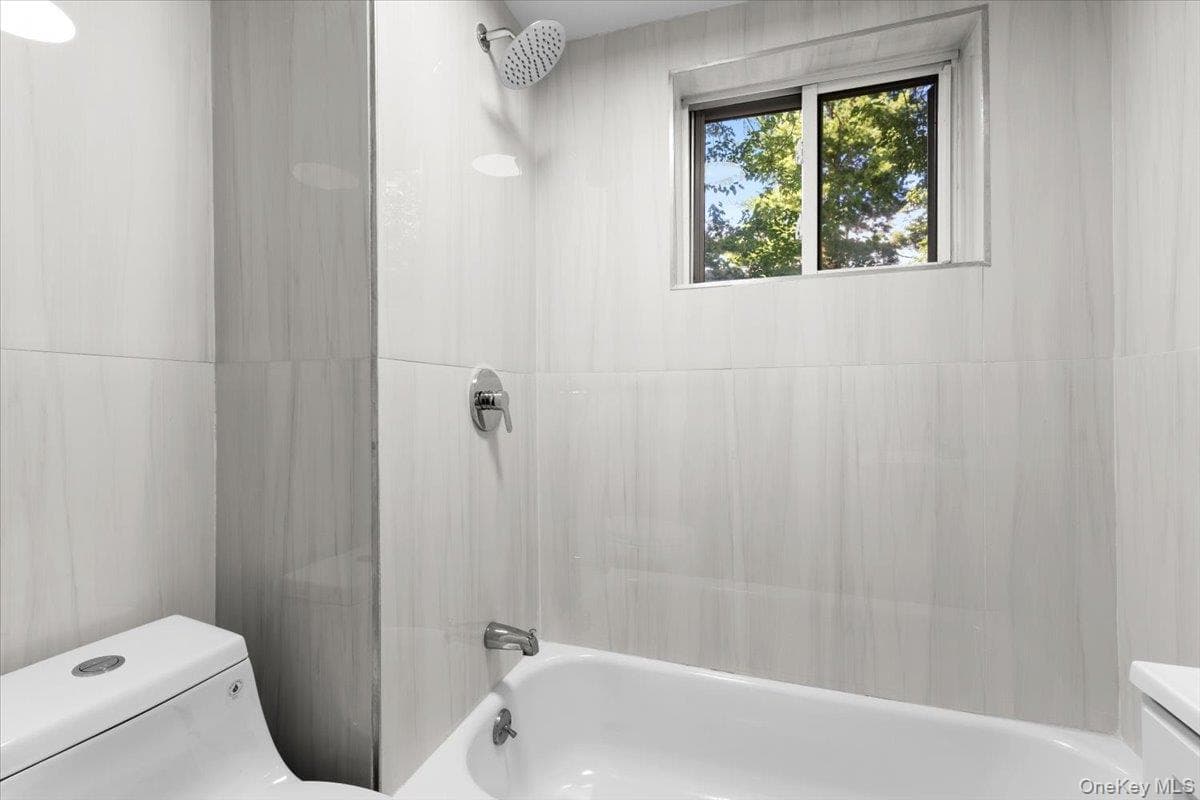 19 Gilchrest Road thumbnail 16