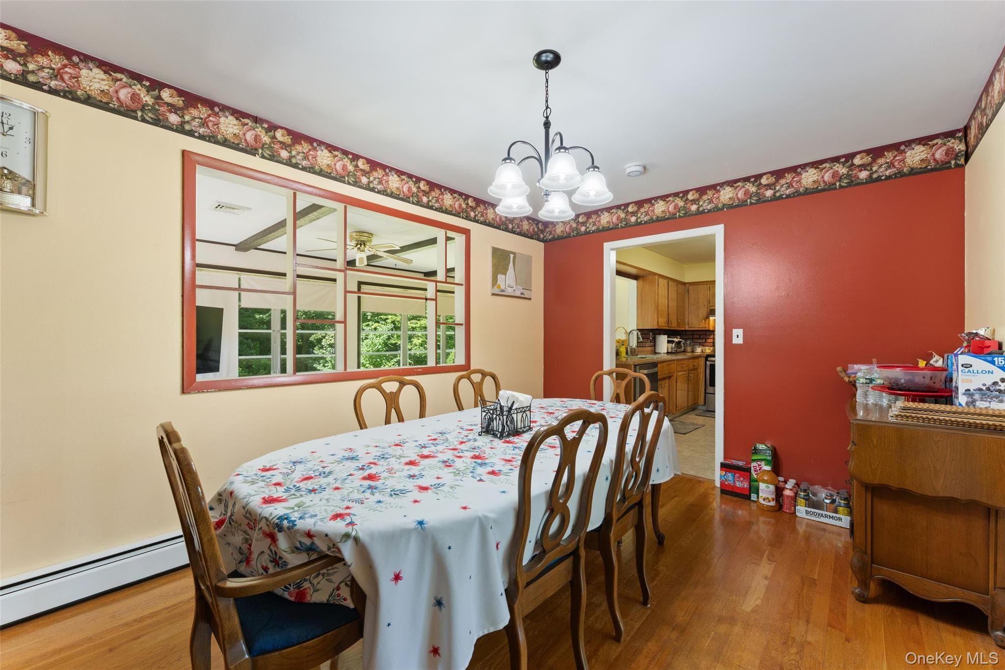 182 Geymer Drive thumbnail 8