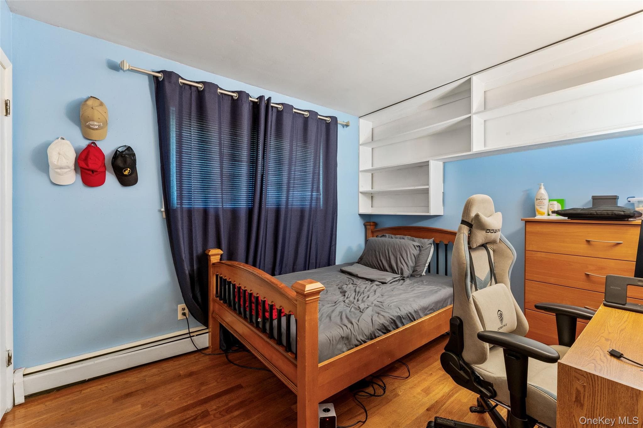 182 Geymer Drive thumbnail 21