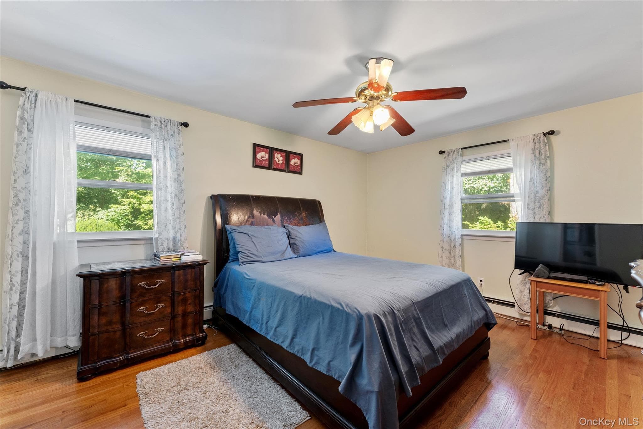 182 Geymer Drive thumbnail 16