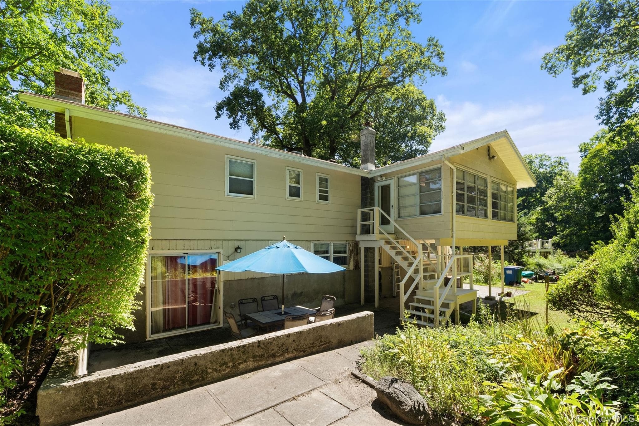 182 Geymer Drive thumbnail 29