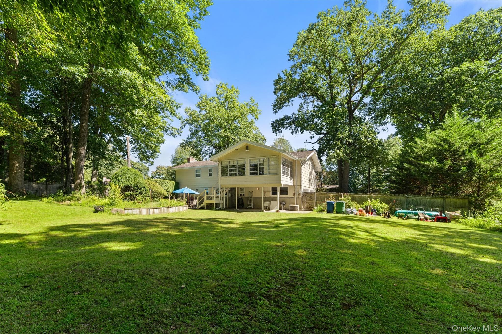 182 Geymer Drive thumbnail 30