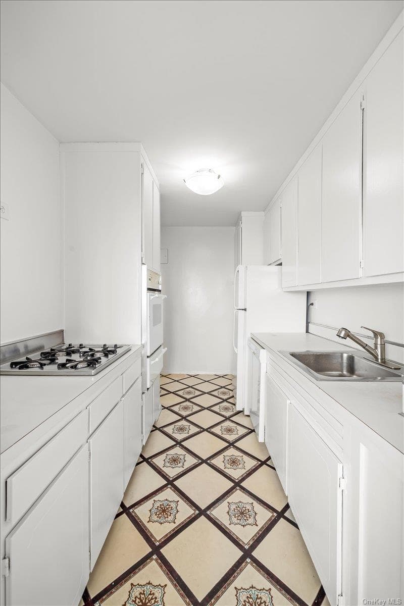 555 Kappock Street Unit: 24T thumbnail 11