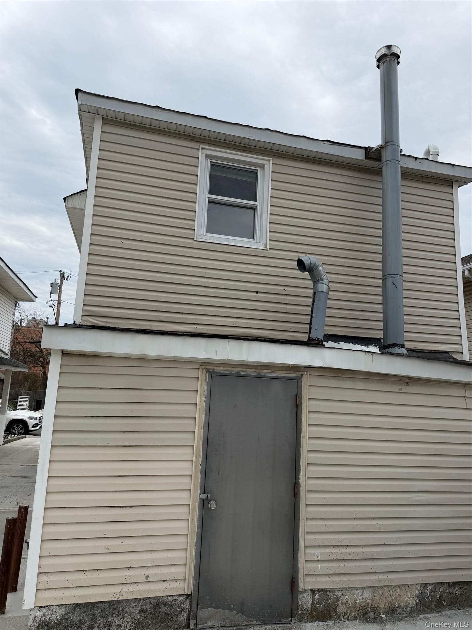 190 Beach 27th Street thumbnail 10