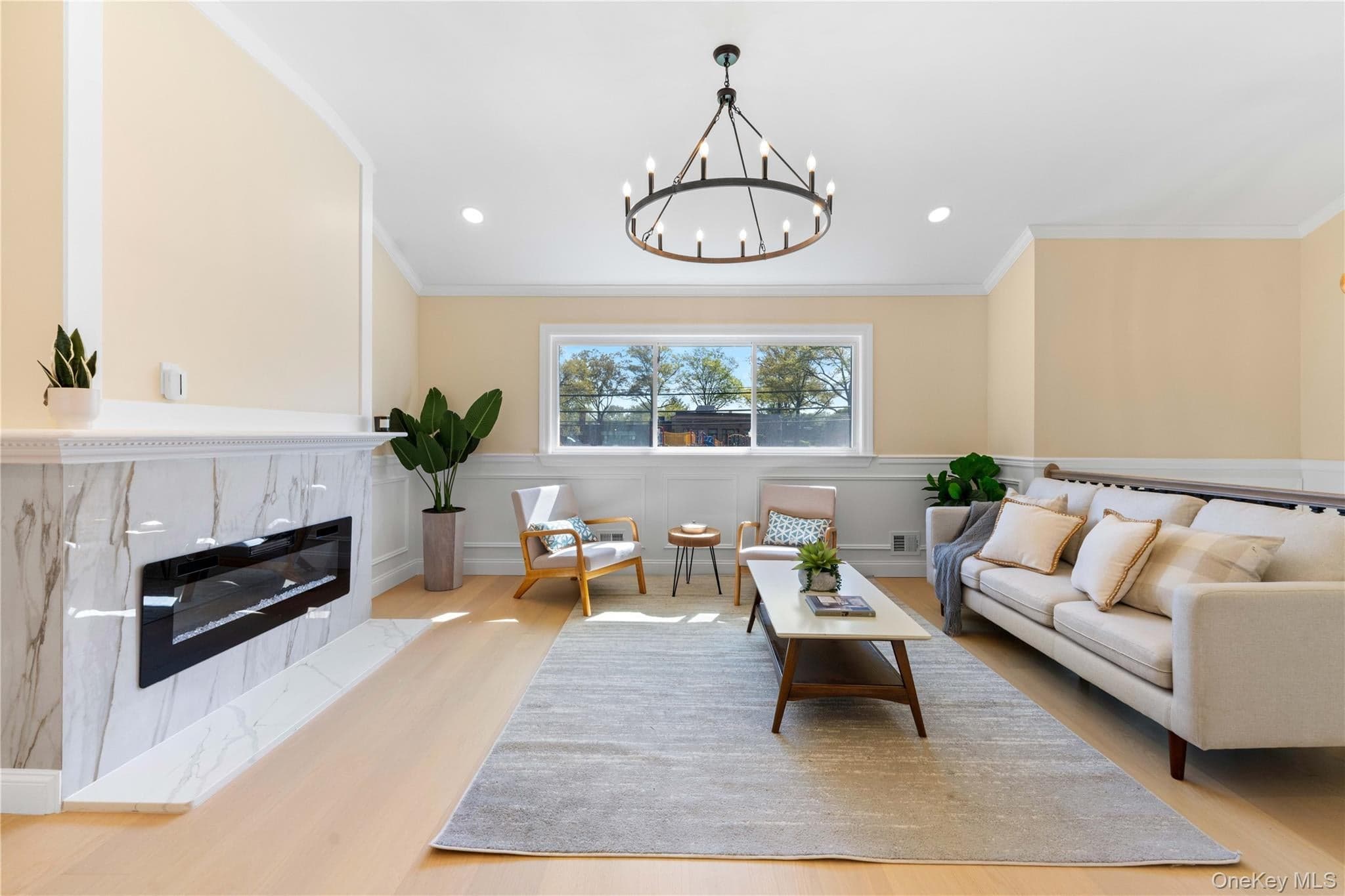 1059 Denton Avenue thumbnail 11