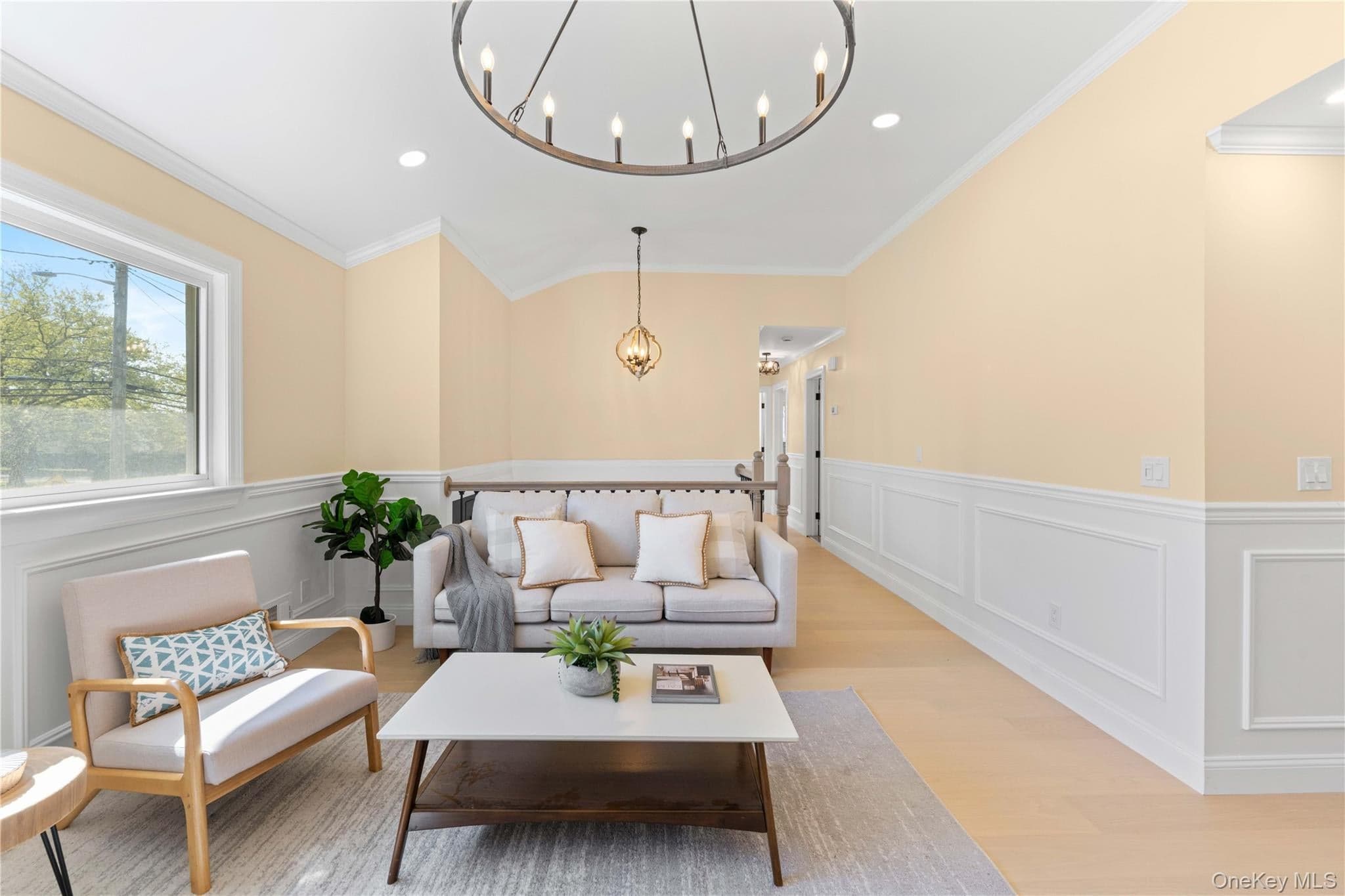 1059 Denton Avenue thumbnail 13