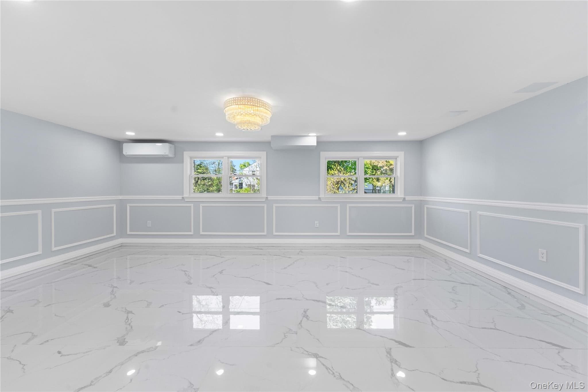1059 Denton Avenue thumbnail 41