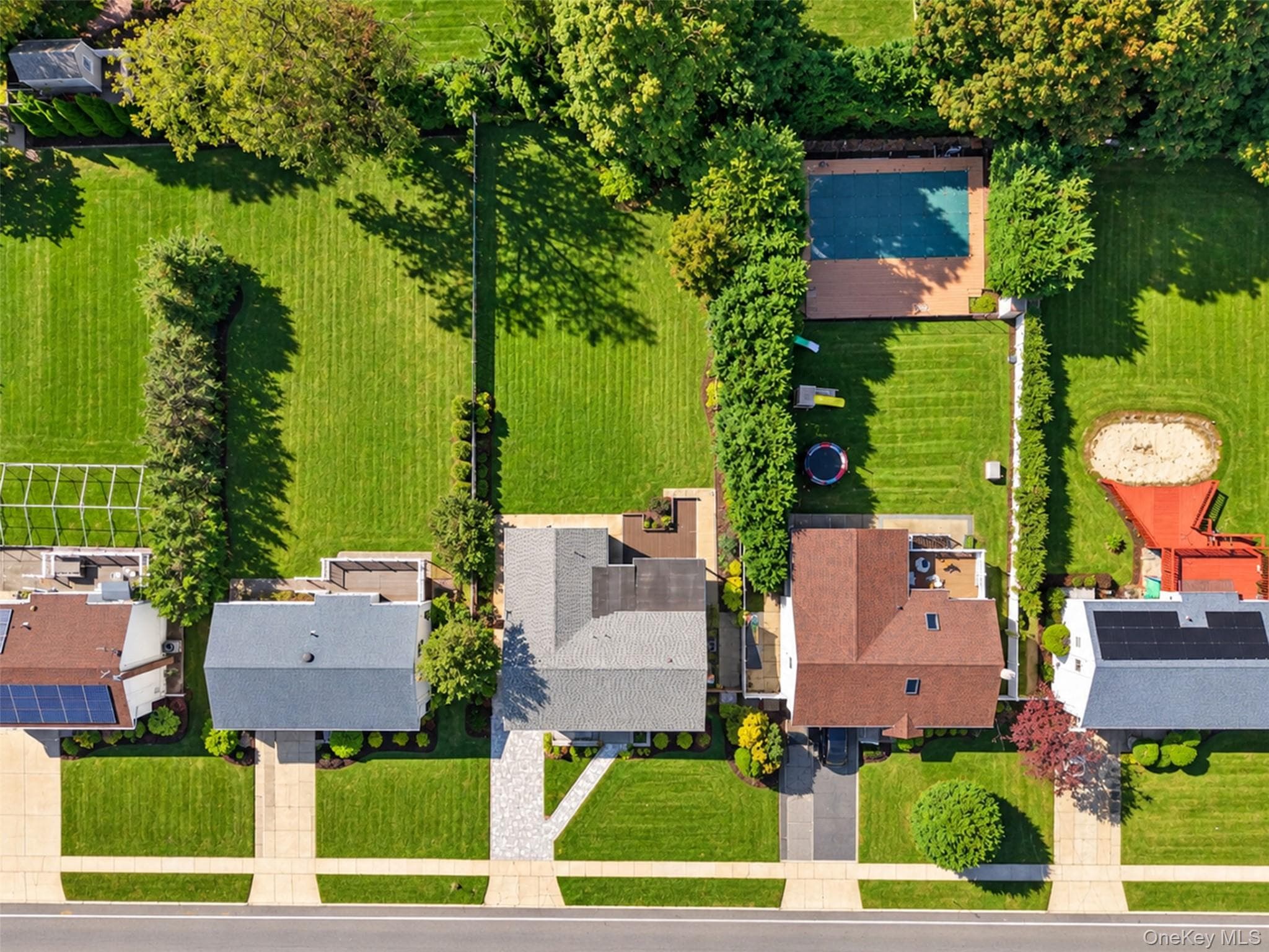 1059 Denton Avenue thumbnail 45