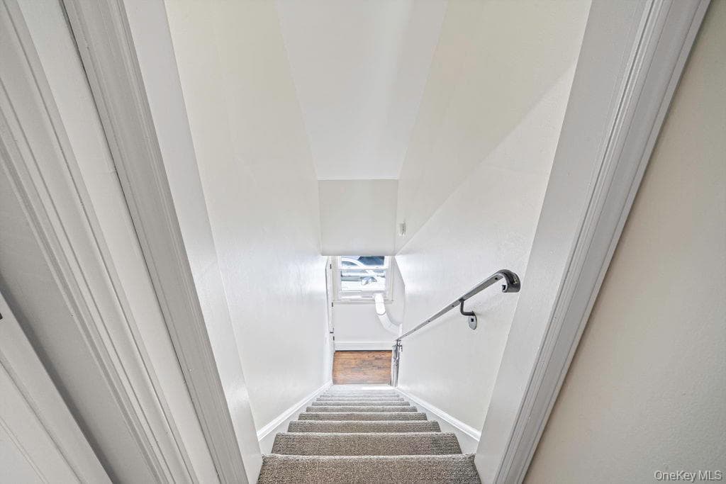 41 E Saltaire Road thumbnail 19