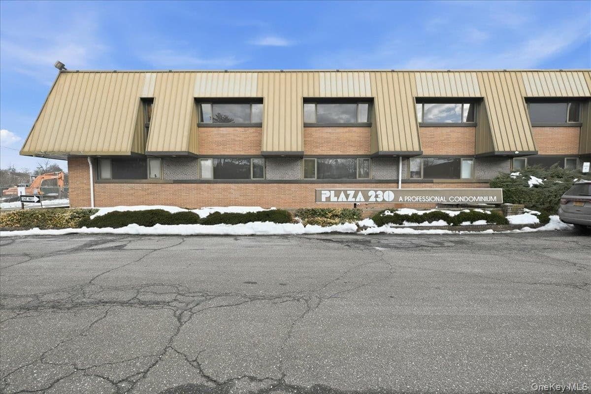 230 Hilton Avenue Unit: 107,108,109, Hempstead