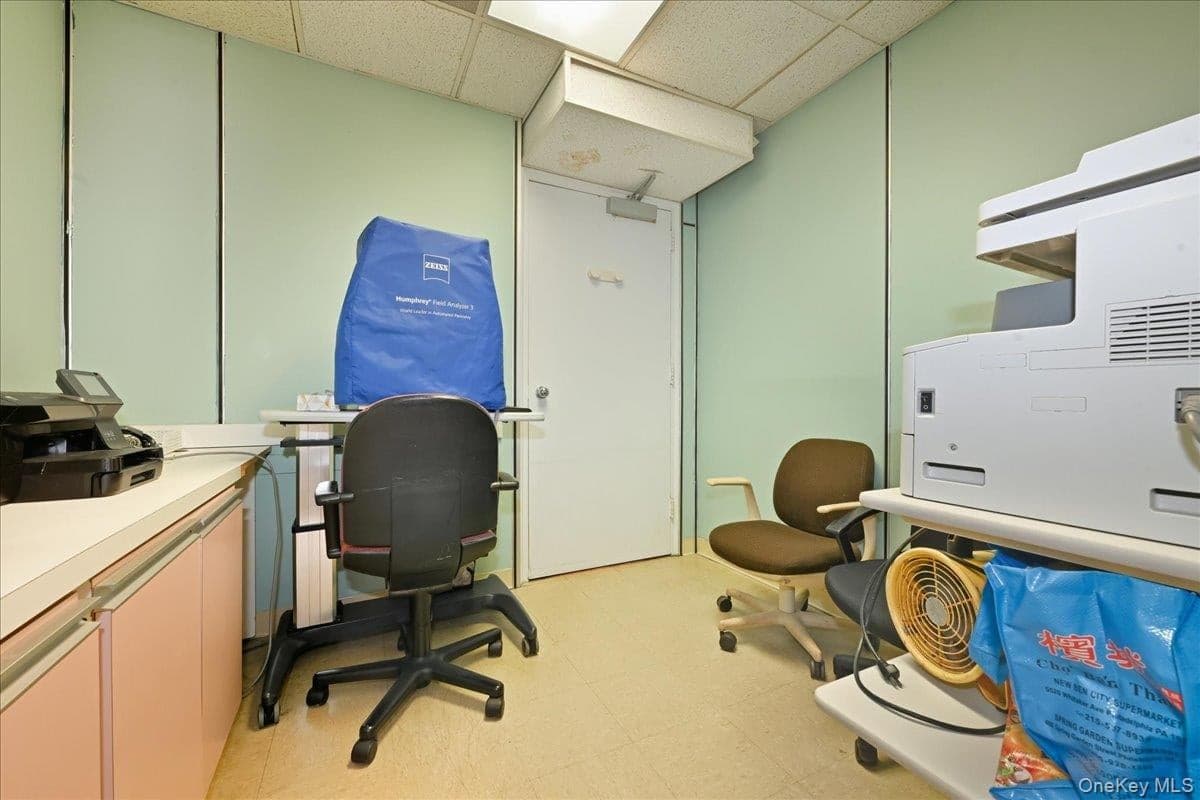 230 Hilton Avenue Unit: 107,108,109 thumbnail 14