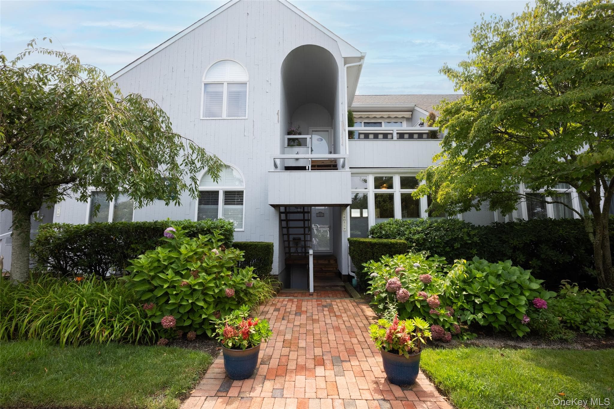 400 Noyack Road Unit: E2, Southampton