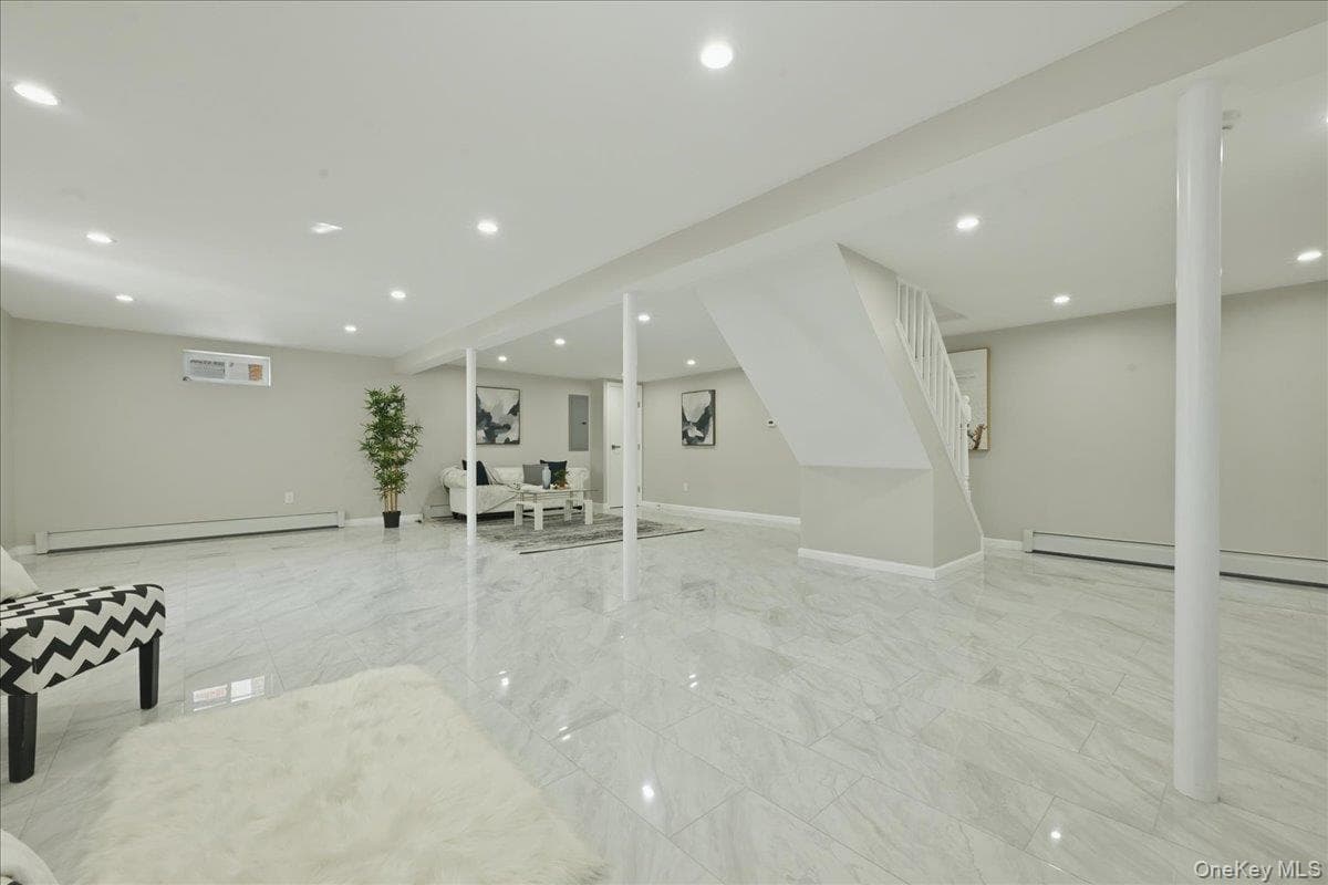 2726 Orchard Street thumbnail 25