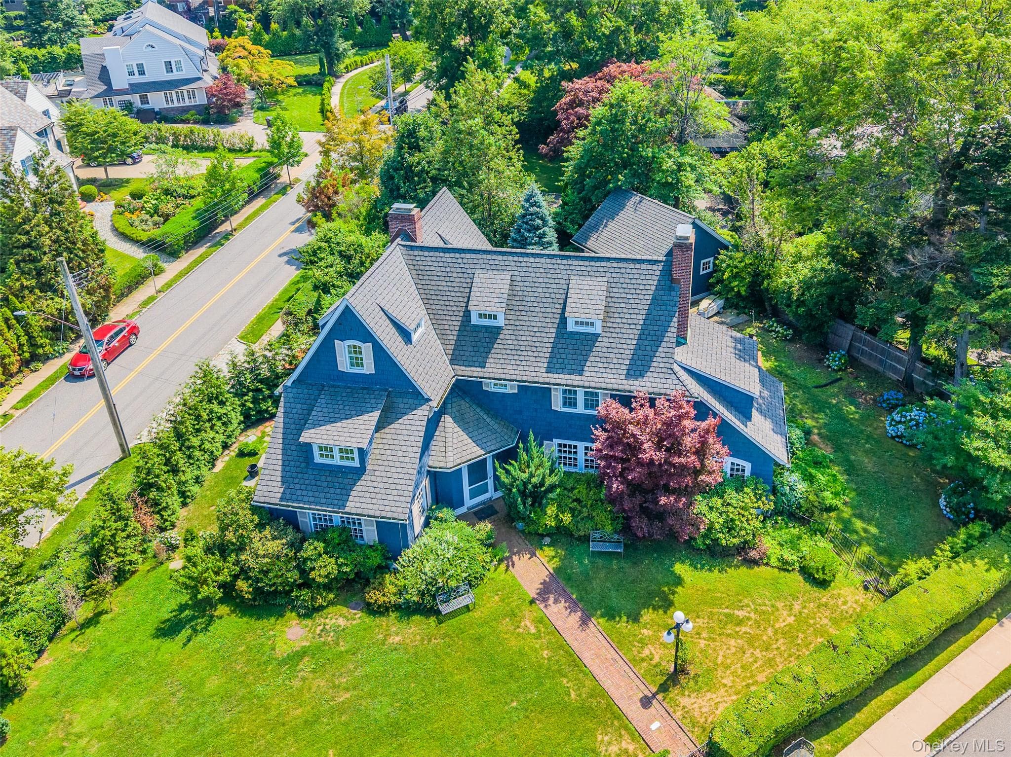1120 Shore Road thumbnail 4