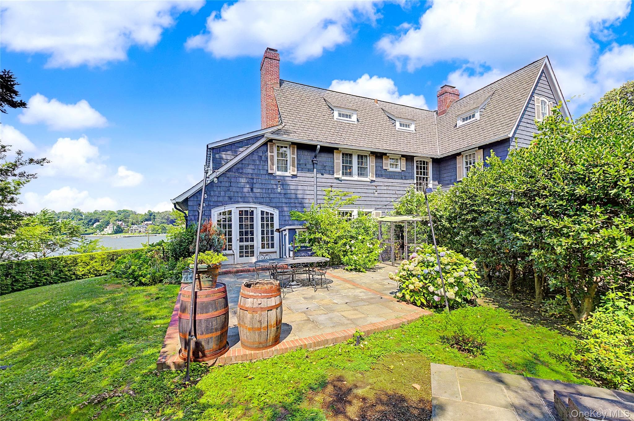 1120 Shore Road thumbnail 14
