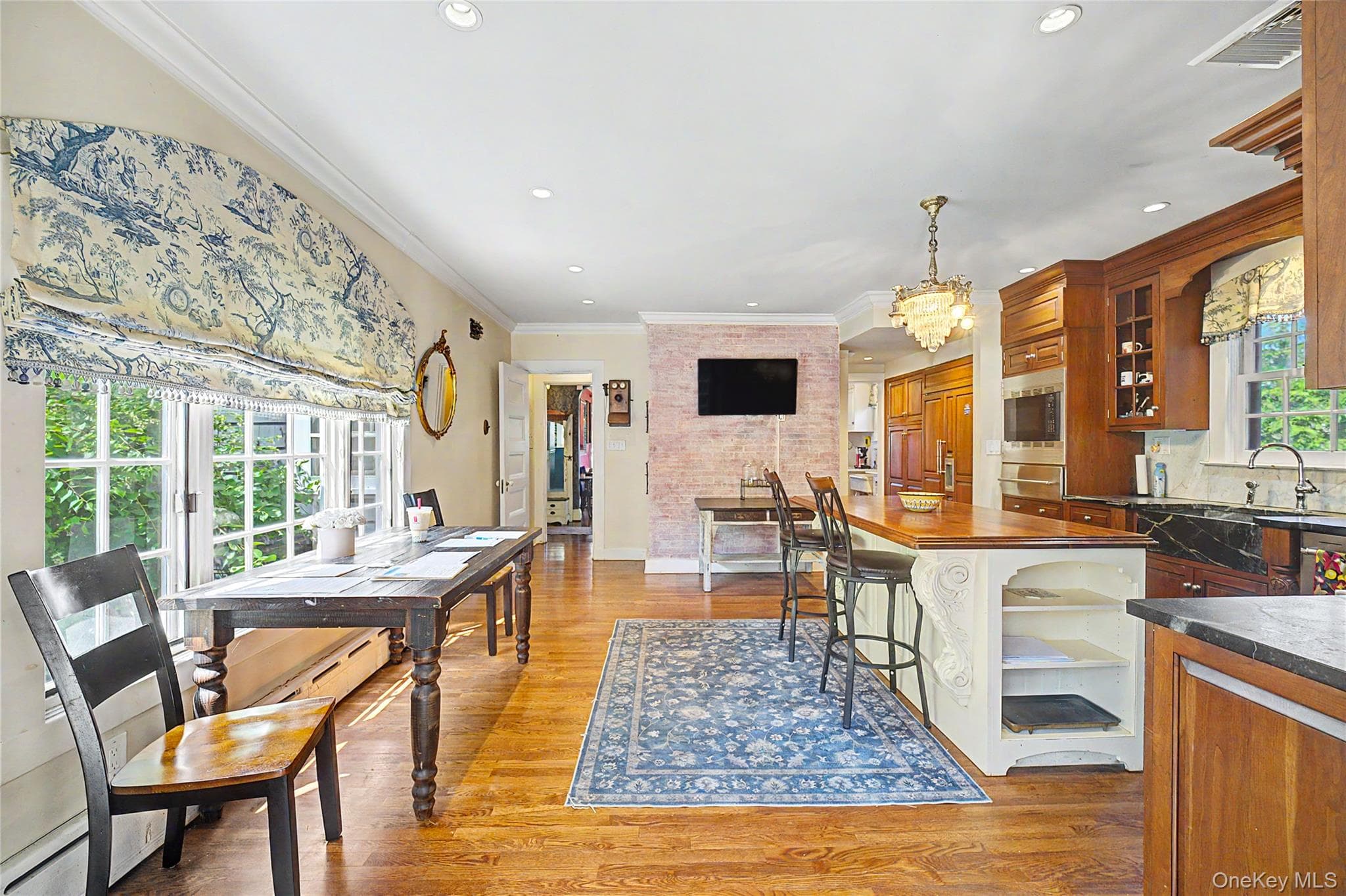 1120 Shore Road thumbnail 18