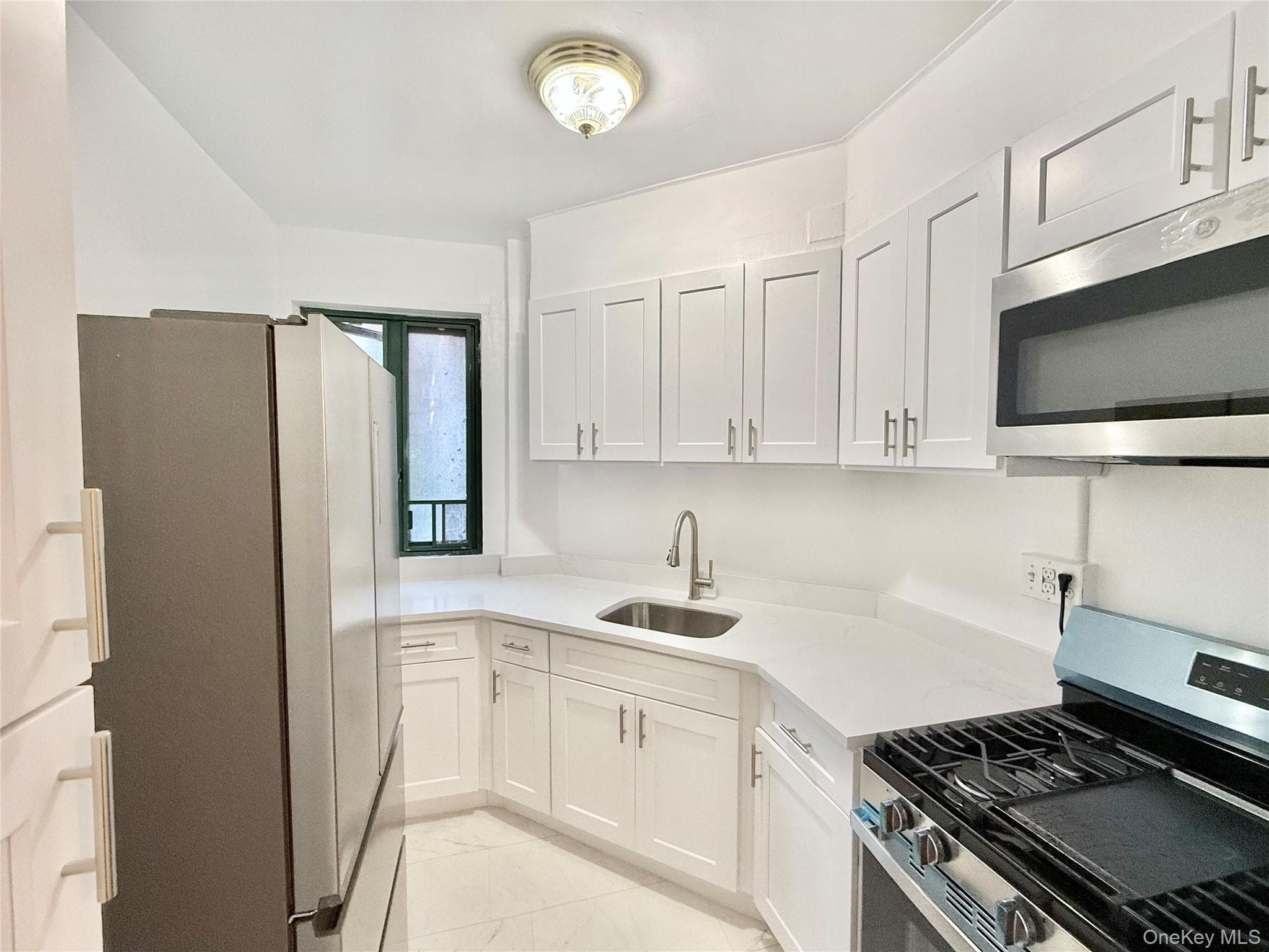 1651 Metropolitan Avenue Unit: MB, Bronx