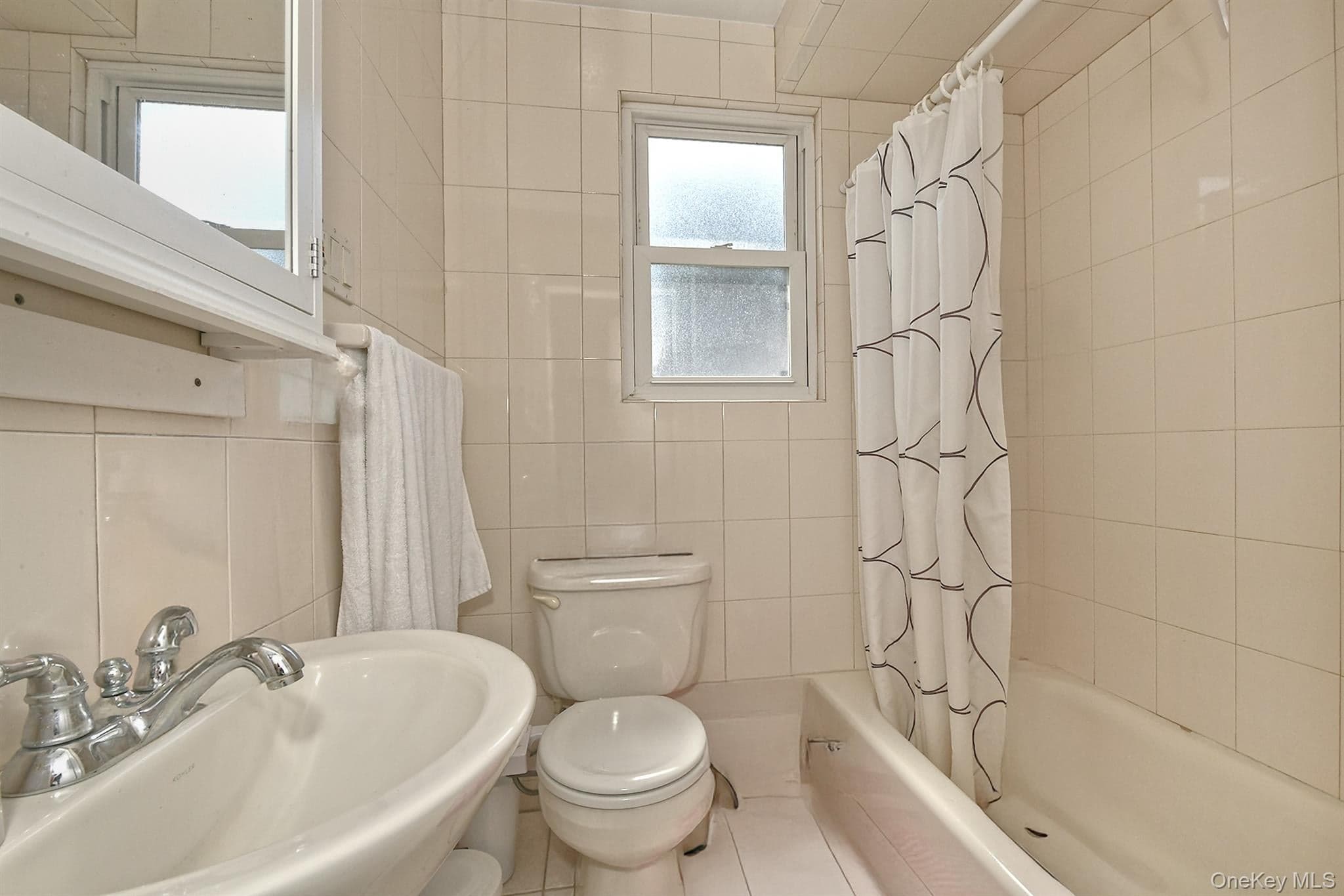 51 Bellmore Street thumbnail 5