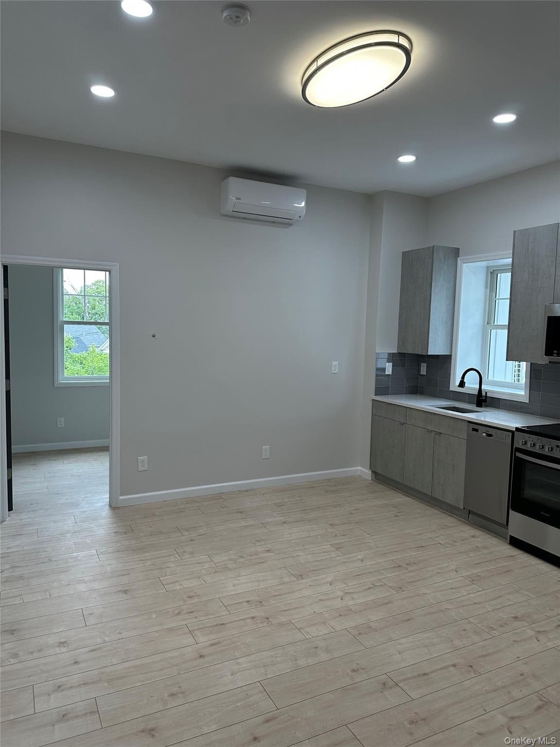 54-58 Smith Street Unit: 54 thumbnail 11