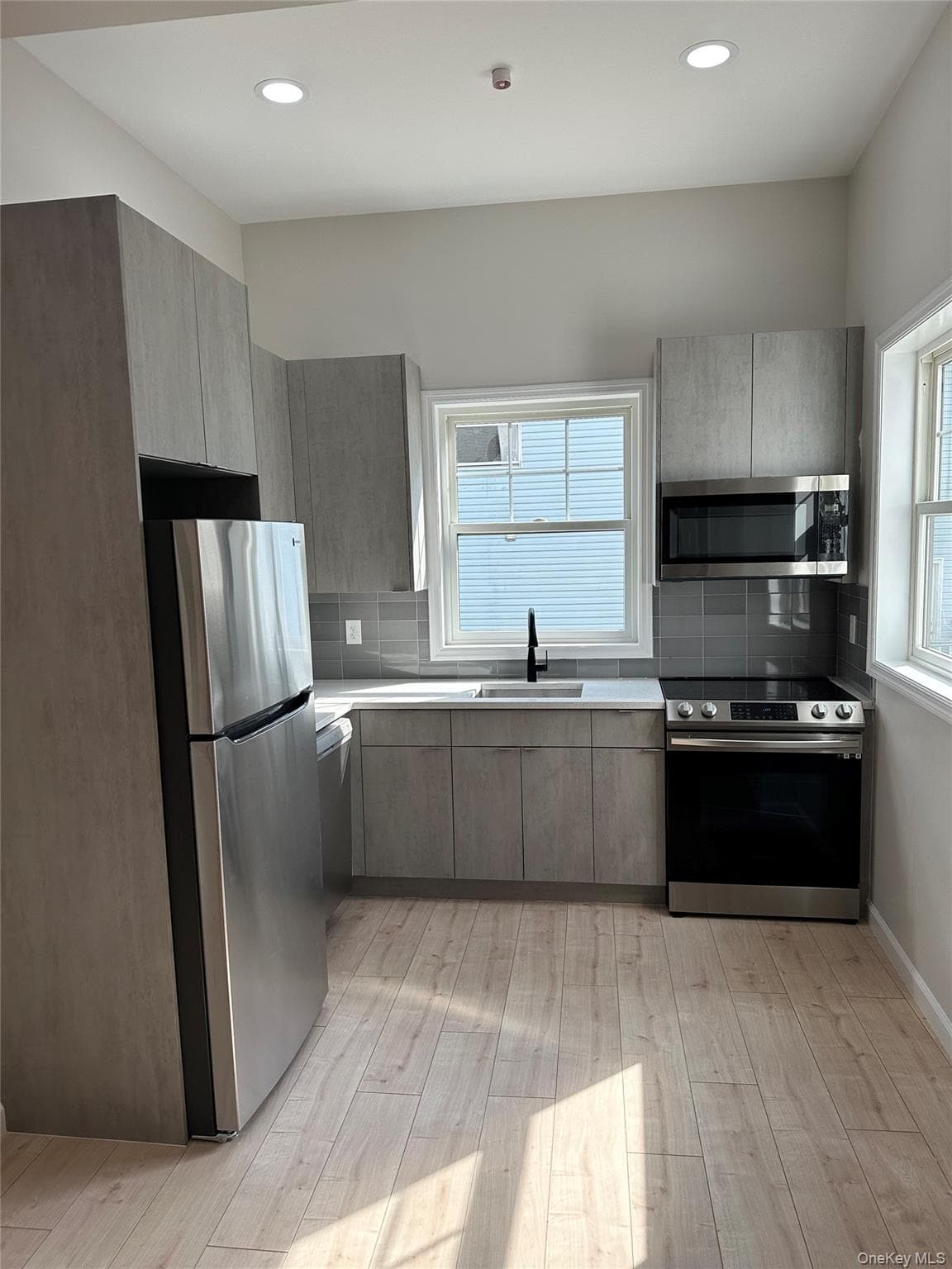 54-58 Smith Street Unit: 54 thumbnail 12