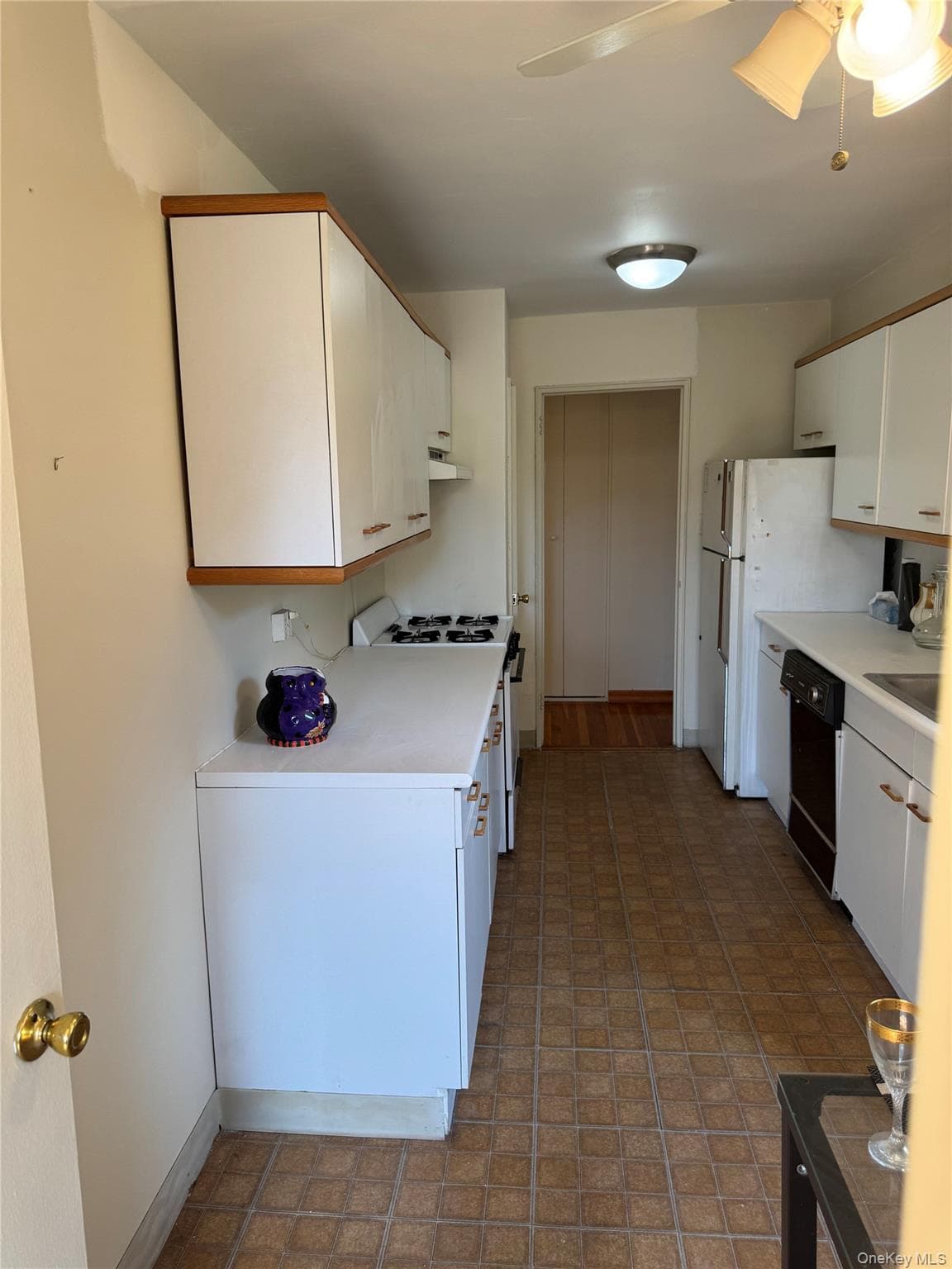 211-40 18th Avenue Unit: 4J thumbnail 9