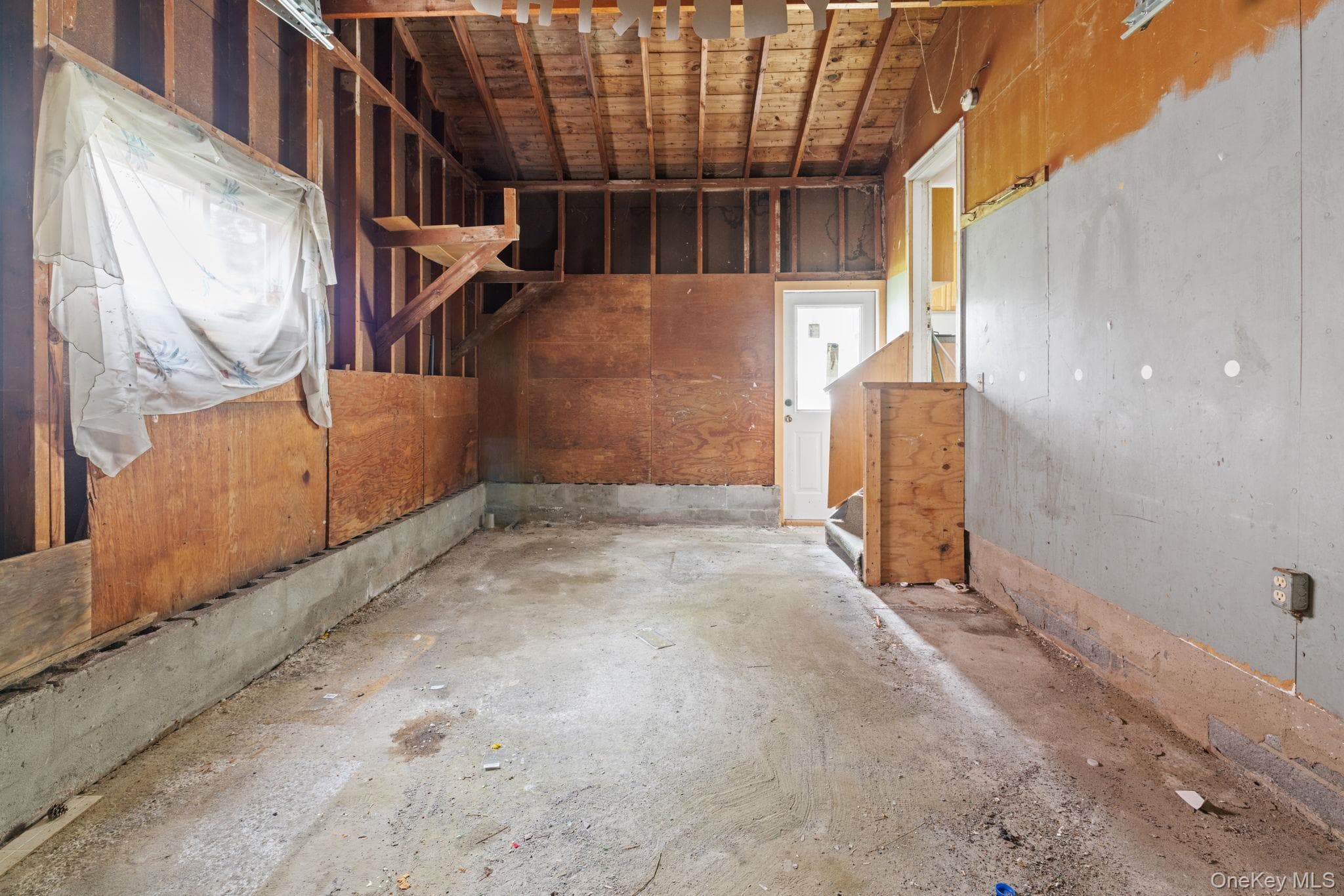 1115 Salt Springs Road thumbnail 14