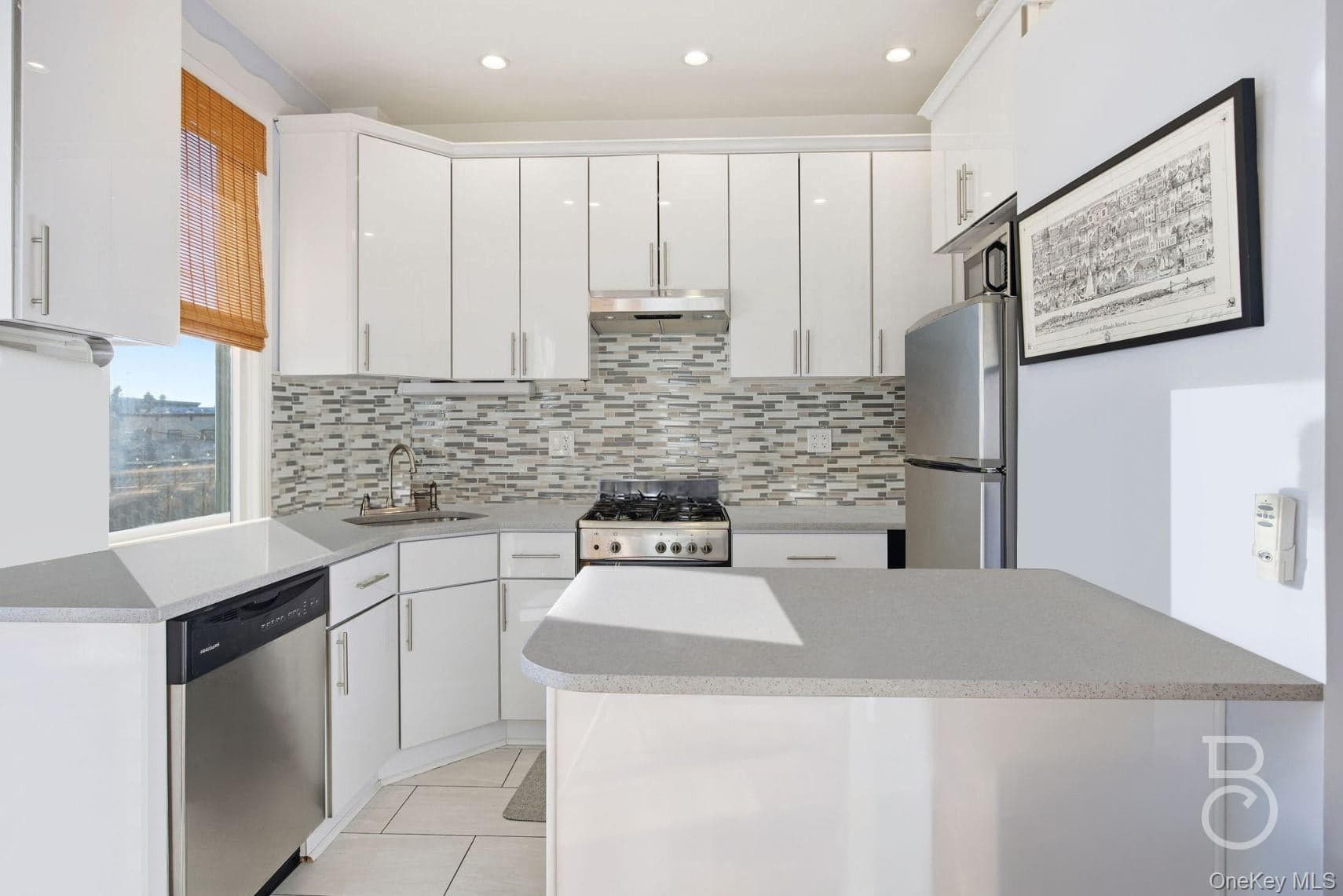 31-73 41st Street thumbnail 6